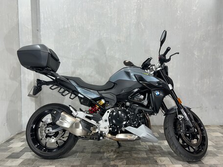 2023 BMW F 900 R, серый, 967000 рублей, вид 1