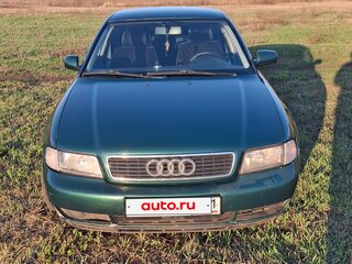 1999 Audi A4 I (B5) Рестайлинг, зелёный, 370000 рублей, вид 1