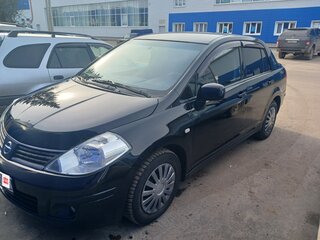 2010 Nissan Tiida I Рестайлинг, чёрный, 480000 рублей, вид 1
