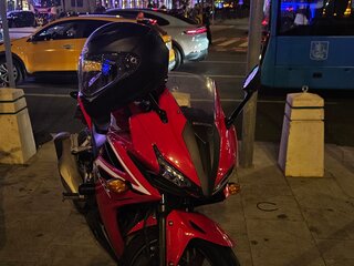2018 Honda CBR 400R, красный, 620000 рублей, вид 3