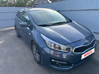 2018 Kia Ceed II Рестайлинг, синий, 950000 рублей, вид 4