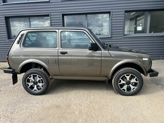 2026 Lada (ВАЗ) Niva Legend I Рестайлинг, коричневый, 1365000 рублей, вид 4