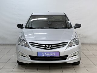 2014 Hyundai Solaris I Рестайлинг, серебристый, 999000 рублей, вид 3