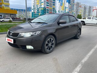 2011 Kia Cerato 6-speed II, золотистый, 850000 рублей, вид 2