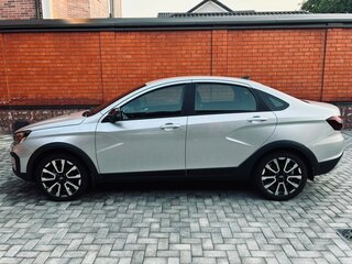 2025 Lada (ВАЗ) Vesta Cross I Рестайлинг (NG), серебристый, 1800000 рублей, вид 5
