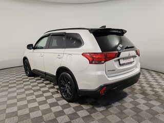 2021 Mitsubishi Outlander III Рестайлинг 3, белый, 2249000 рублей, вид 5