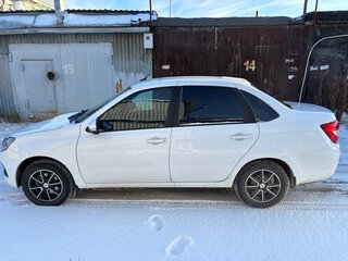 2023 Lada (ВАЗ) Granta I Рестайлинг, белый, 900000 рублей, вид 2