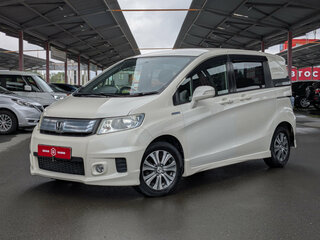 2011 Honda Freed Spike I Рестайлинг, белый, 1149900 рублей, вид 4