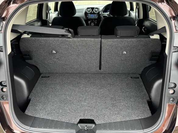 2019 Nissan Note e-Power II Рестайлинг, коричневый, 1537000 рублей - вид 31