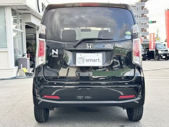 2018 Honda N-WGN I Рестайлинг, чёрный, 760012 рублей - вид 4