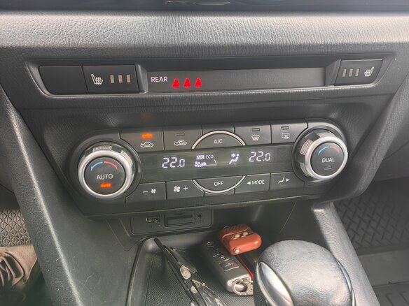 2014 Mazda 3 III (BM), серый, 1110000 рублей - вид 18