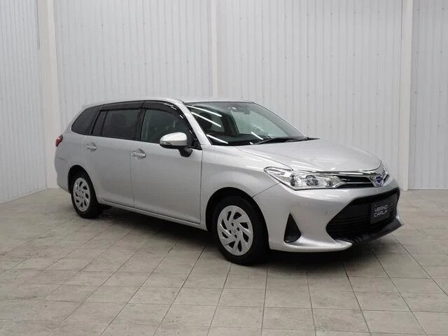 Открыть фотографии: Toyota Corolla XI (E160, E170) Рестайлинг 2