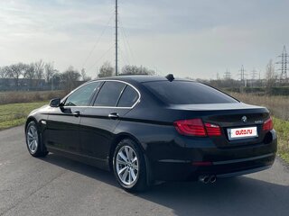 2010 BMW 5 серии 528i VI (F10/F11/F07), чёрный, 2250000 рублей, вид 4