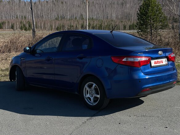 2013 Kia Rio III, синий, 635000 рублей - вид 3
