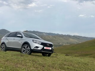 2019 Lada (ВАЗ) Vesta SW Cross I, серебристый, 1400000 рублей, вид 1