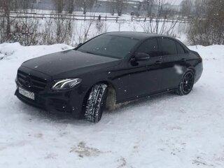 2016 Mercedes-Benz E-Класс 200 V (W213, S213, C238), чёрный, 2350000 рублей, вид 1