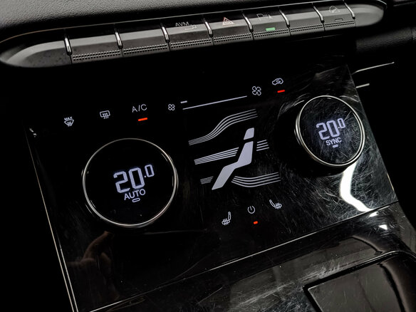 2022 Exeed LX I Рестайлинг, белый, 1750000 рублей - вид 20