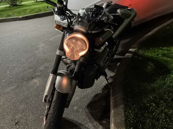 2005 Yamaha MT-01, серебристый, 699999 рублей