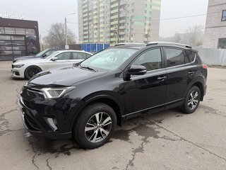 2017 Toyota RAV4 IV (XA40) Рестайлинг, чёрный, 2100000 рублей, вид 1