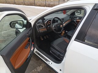 2024 Lada (ВАЗ) Vesta Cross I Рестайлинг (NG), белый, 1450000 рублей, вид 5