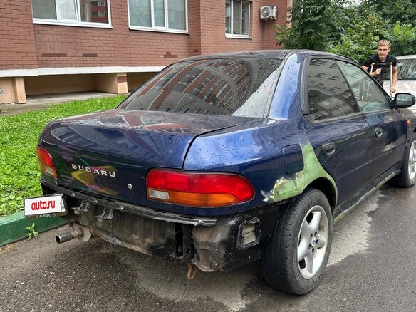 1998 Subaru Impreza I, синий - вид 1