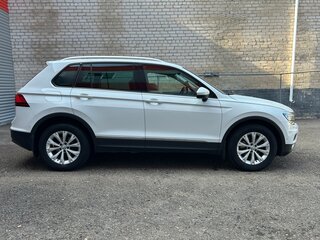 2016 Volkswagen Tiguan II, белый, 1799000 рублей, вид 2