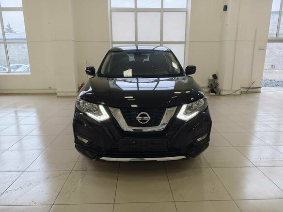 2020 Nissan X-Trail III Рестайлинг, чёрный, 1900000 рублей - вид 1