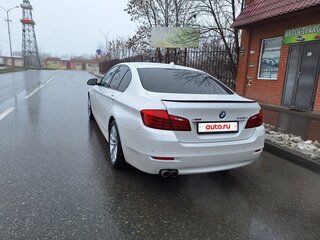 2016 BMW 5 серии 528i xDrive VI (F10/F11/F07) Рестайлинг, белый, 3300000 рублей, вид 4