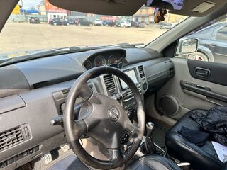 2004 Nissan X-Trail I Рестайлинг, серебристый, 650000 рублей, вид 4