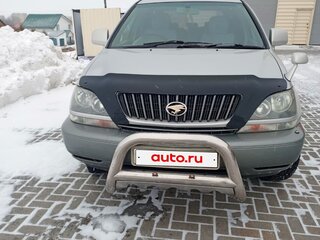 1999 Toyota Harrier I (XU10), серебристый, 820000 рублей, вид 2