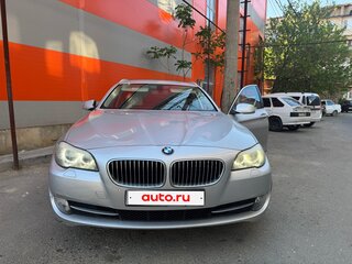 2011 BMW 5 серии 520d VI (F10/F11/F07), серебристый, 1800030 рублей, вид 1