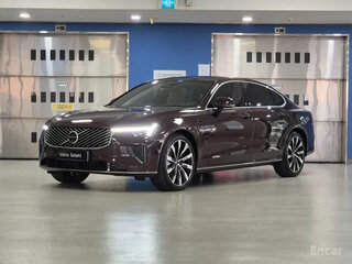 2025 Volvo S90 II Рестайлинг 2, коричневый, 6800000 рублей, вид 1