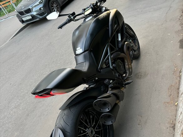 2014 Ducati Diavel, чёрный, 1300000 рублей - вид 3