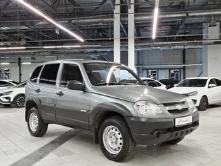 2014 Chevrolet Niva I Рестайлинг, серый, 479000 рублей, вид 2