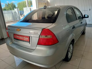 2007 Chevrolet Aveo I Рестайлинг, серебристый, 218000 рублей, вид 3