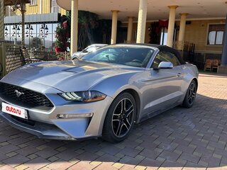 2020 Ford Mustang VI Рестайлинг, серый, 3350000 рублей, вид 3