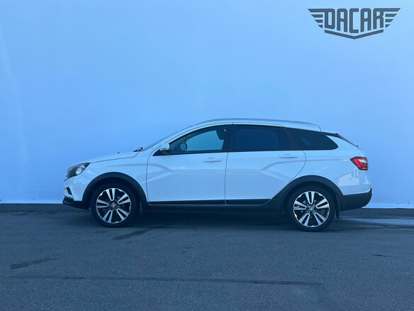 2019 Lada (ВАЗ) Vesta SW Cross I, белый, 920000 рублей - вид 5