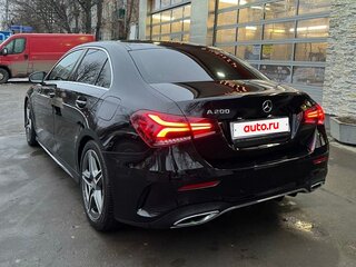 2019 Mercedes-Benz A-Класс 200 IV (W177), чёрный, 2400000 рублей, вид 4