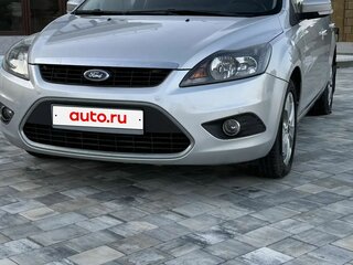 2010 Ford Focus II (North America), серебристый, 920000 рублей, вид 4