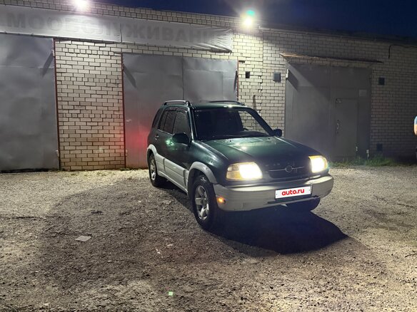 1999 Suzuki Grand Vitara I, зелёный - вид 1