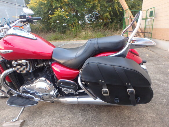 2010 Triumph Thunderbird 1600, красный, 900000 рублей - вид 11