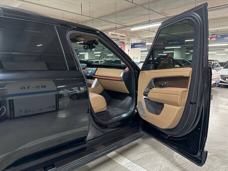 2023 Land Rover Range Rover P530 MHEV Long V, чёрный, 17540000 рублей, вид 3