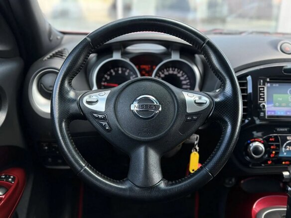 2011 Nissan Juke I, красный, 970000 рублей - вид 14