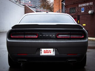 2019 Dodge Challenger III Рестайлинг 2, серый, 2700000 рублей, вид 3