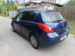 2012 Nissan Tiida I Рестайлинг, синий, 540000 рублей, вид 4