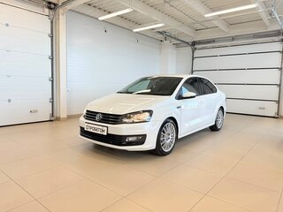 2018 Volkswagen Polo V Рестайлинг, белый, 1479000 рублей, вид 2