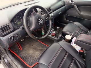 2008 Skoda Octavia I (A4) Рестайлинг, чёрный, 650000 рублей, вид 5