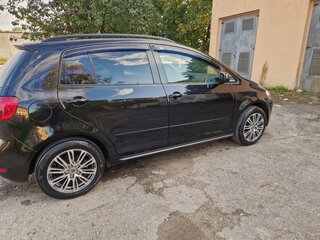 2011 Volkswagen Golf Plus II, чёрный, 795000 рублей, вид 2