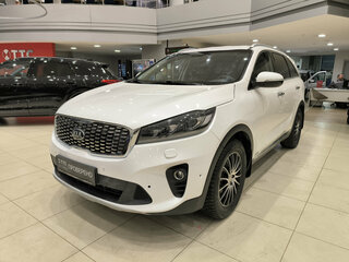 2018 Kia Sorento III Prime Рестайлинг, белый, 2499000 рублей, вид 1