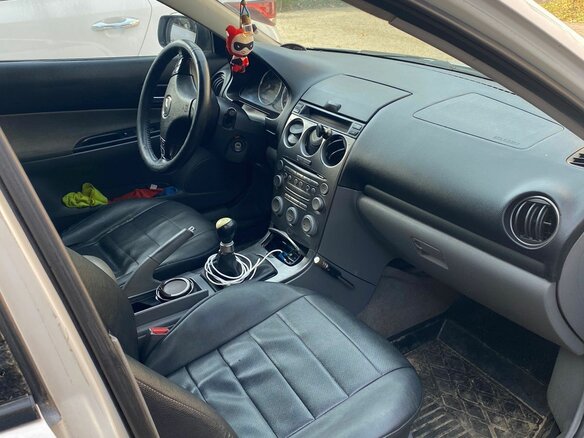 2003 Mazda 6 I (GG), белый, 350000 рублей - вид 8
